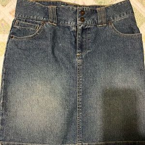 Route 66 blue jeans skirt, pockets front and back size 4 . Knee length